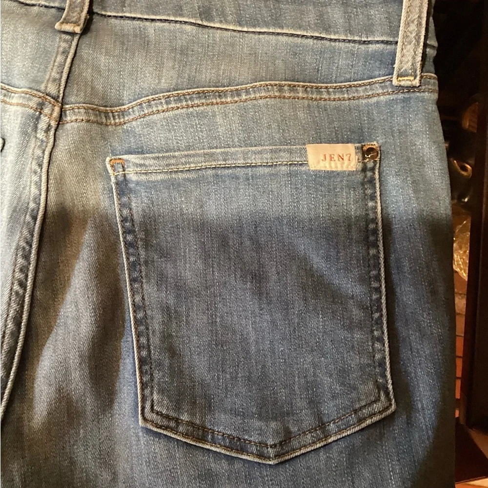 NWT JEN 7 by 7 for All mankind Shorts. Sz 10 - Picture 7 of 9